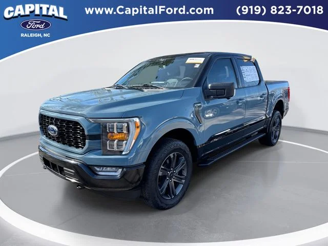Used 2023  Ford XLT image 1