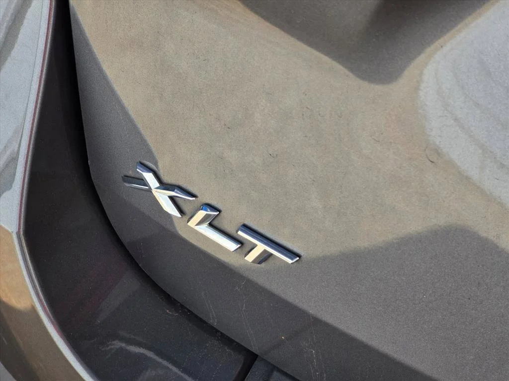 Used 2022 Gray Ford XLT image 15