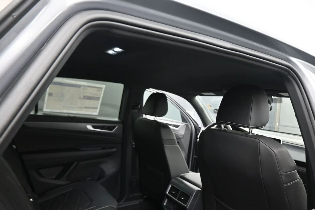 New 2026 Silver Volkswagen 2.0T SE w/Technology image 47