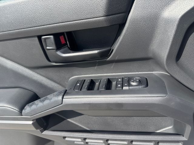 2024 Toyota Tacoma SR5 - Photo 17
