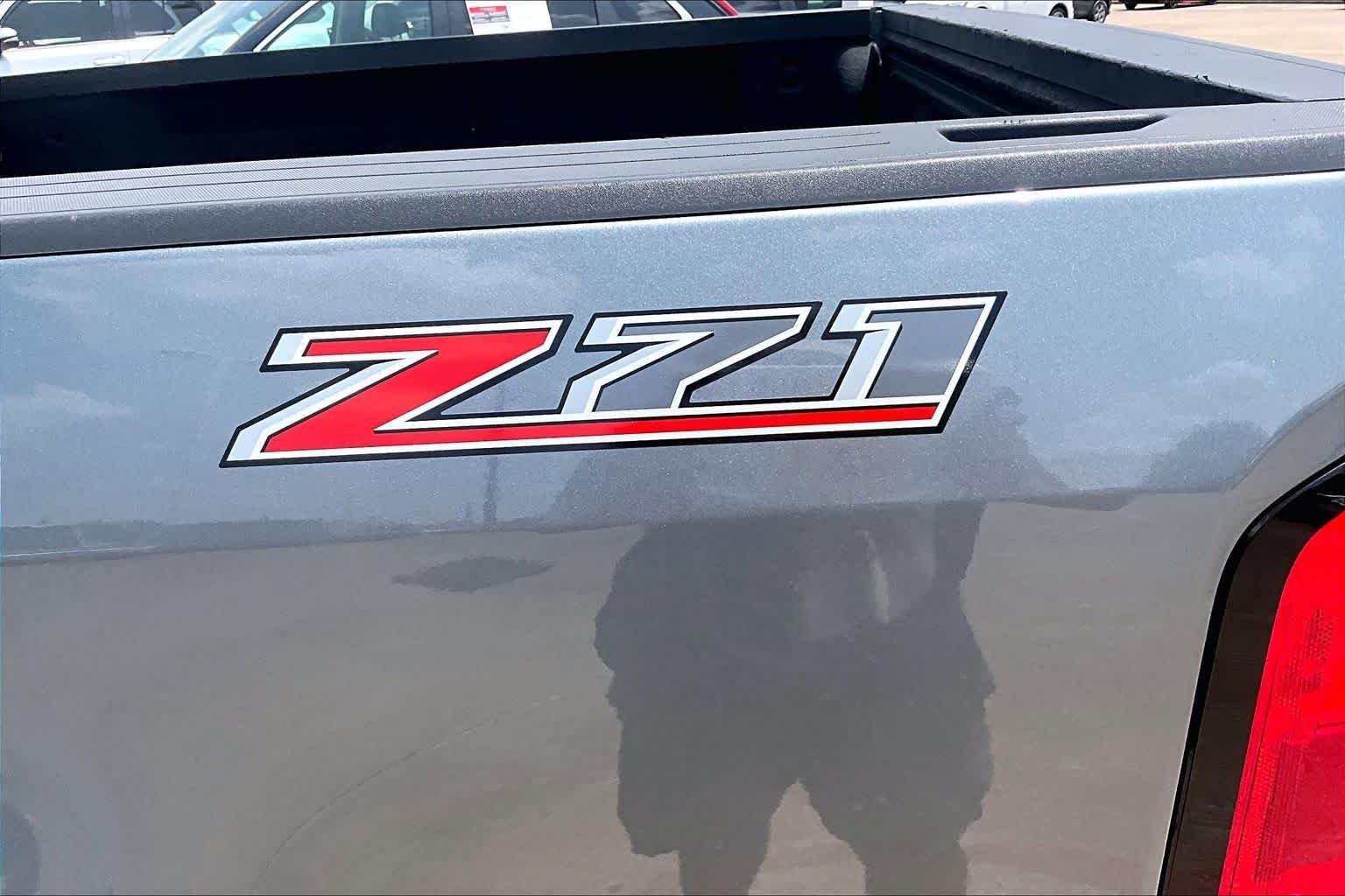 Used 2020 Satin Steel Metallic Chevrolet 2WD Z71 image 10