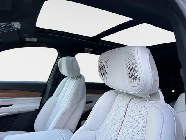 2026 Cadillac VISTIQ Sport - Photo 45