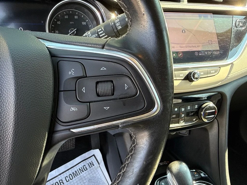 Used 2020 Red Buick Essence image 26
