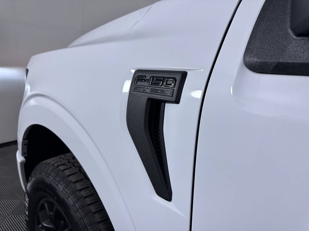 New 2026 Oxford White Ford STX image 25