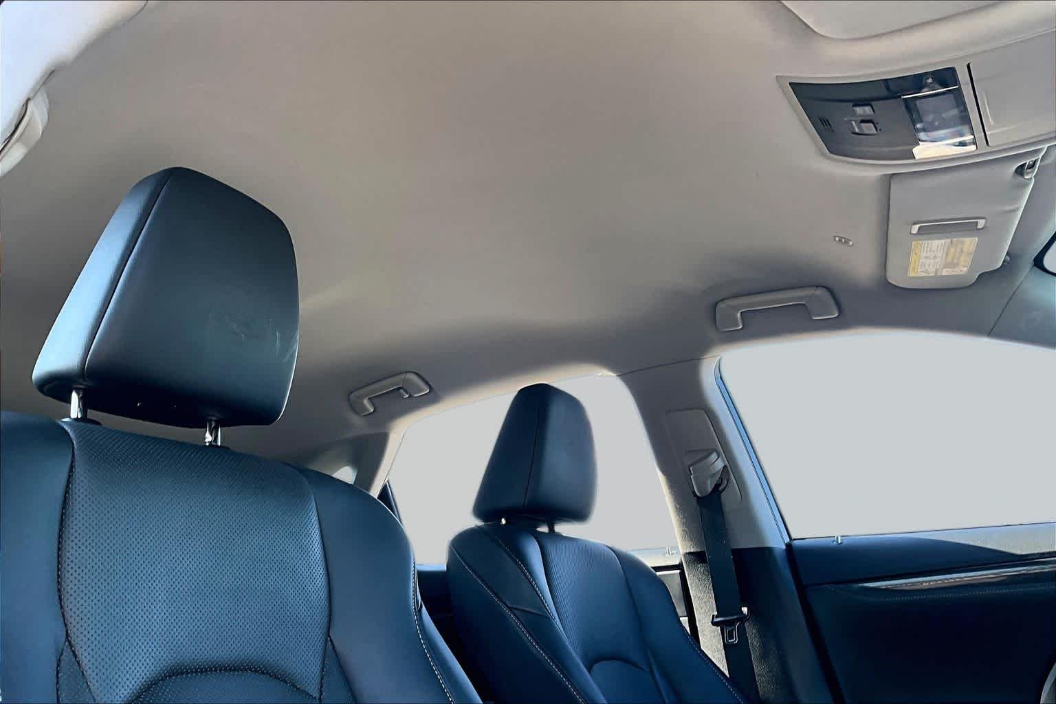 Used 2017 Nebula Gray Pearl Lexus  image 13