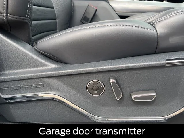New 2026 Star White Metallic Tri-Coat Ford Platinum® image 43