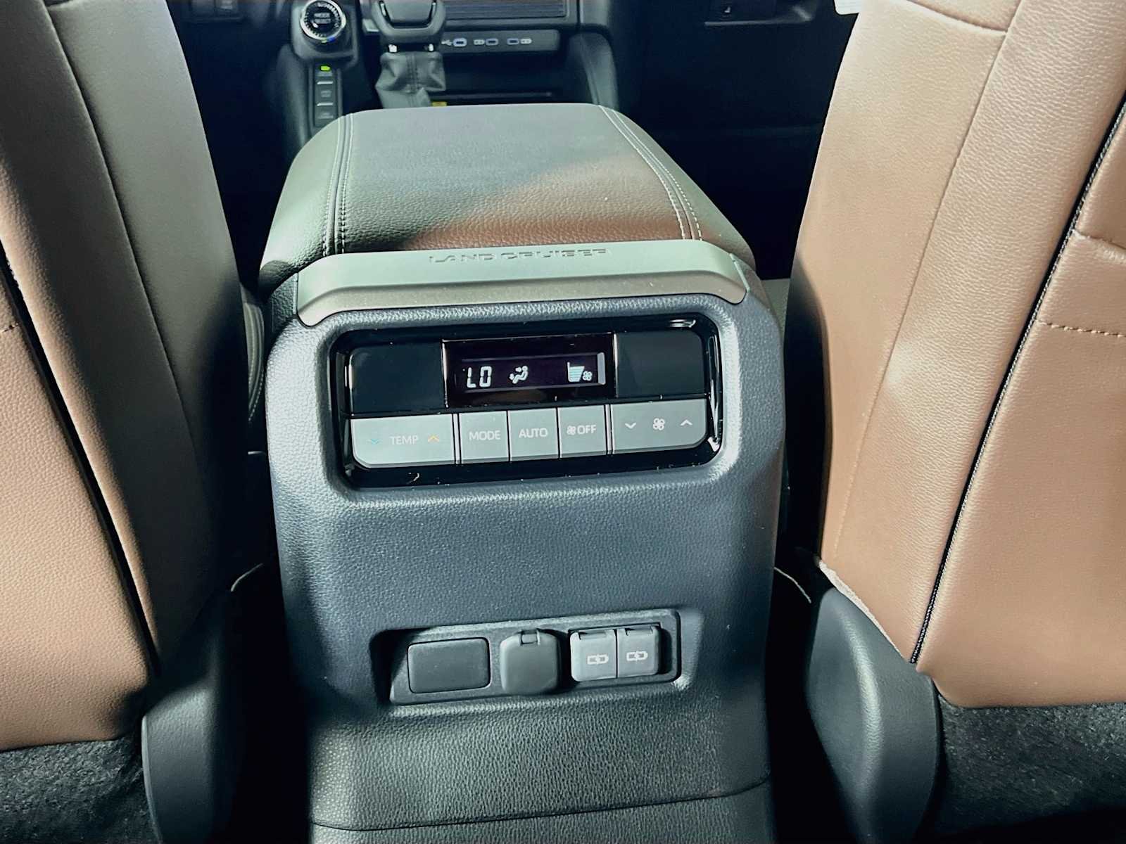 New 2027 Heritage Blue/Grayscape Toyota Land Cruiser image 15