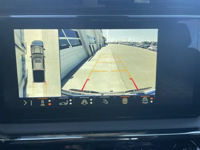 Used 2024 Brown GMC AT4 image 17
