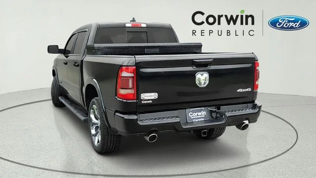 Used 2023 Diamond Black Ram Limited image 4