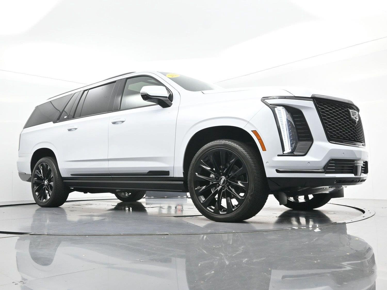 Used 2026 Vibrant White Tricoat Cadillac Platinum Sport image 49