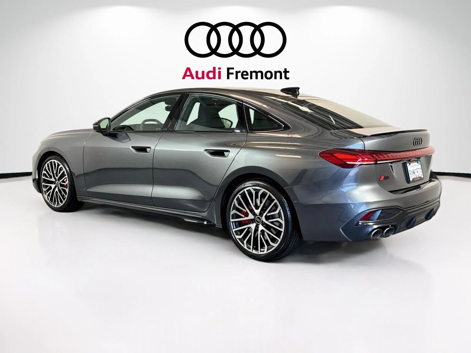 Used 2025 Gray Audi Premium Plus image 9
