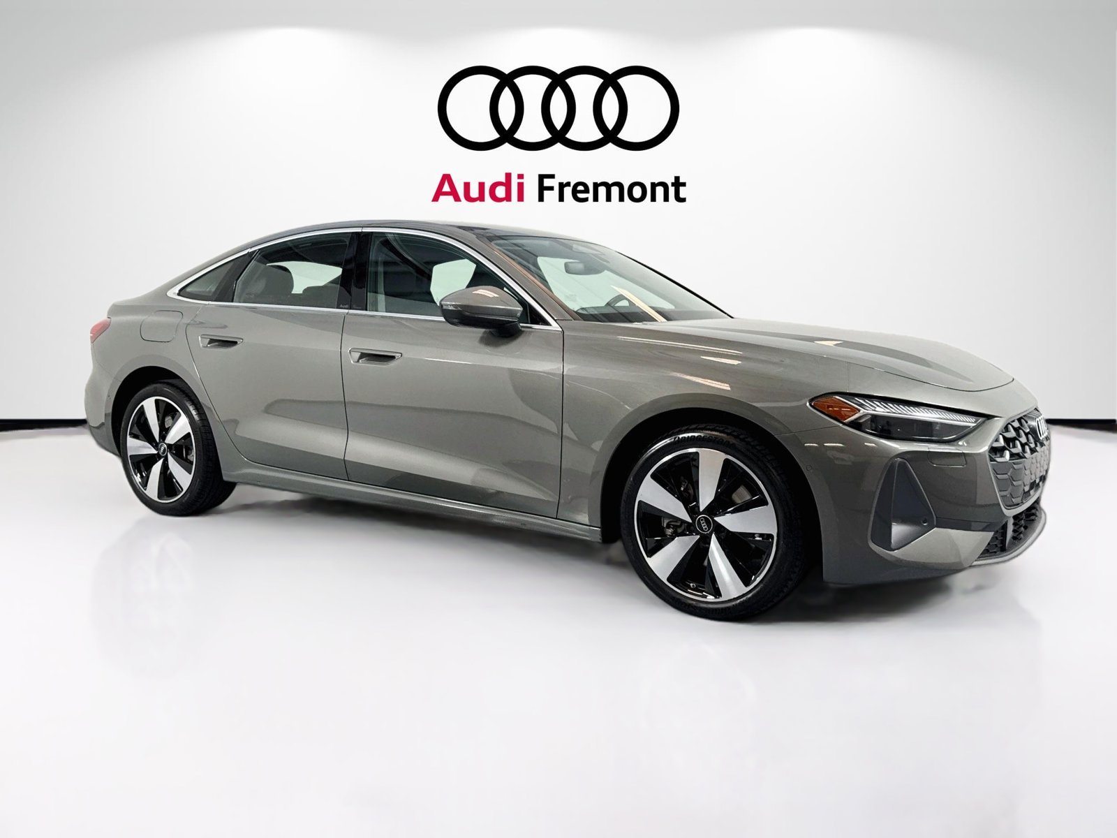 Used 2025 Chronos Gray Me Audi Premium Plus image 3
