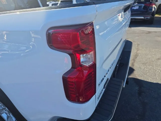 Used 2022 White Chevrolet WT image 34