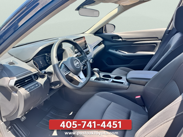 2025 Nissan Altima SV - Photo 12