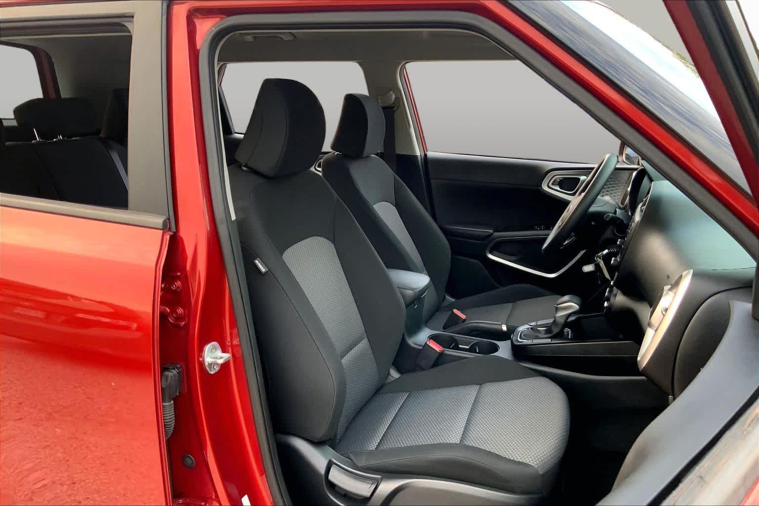 Used 2021 Mars Orange Kia LX image 9