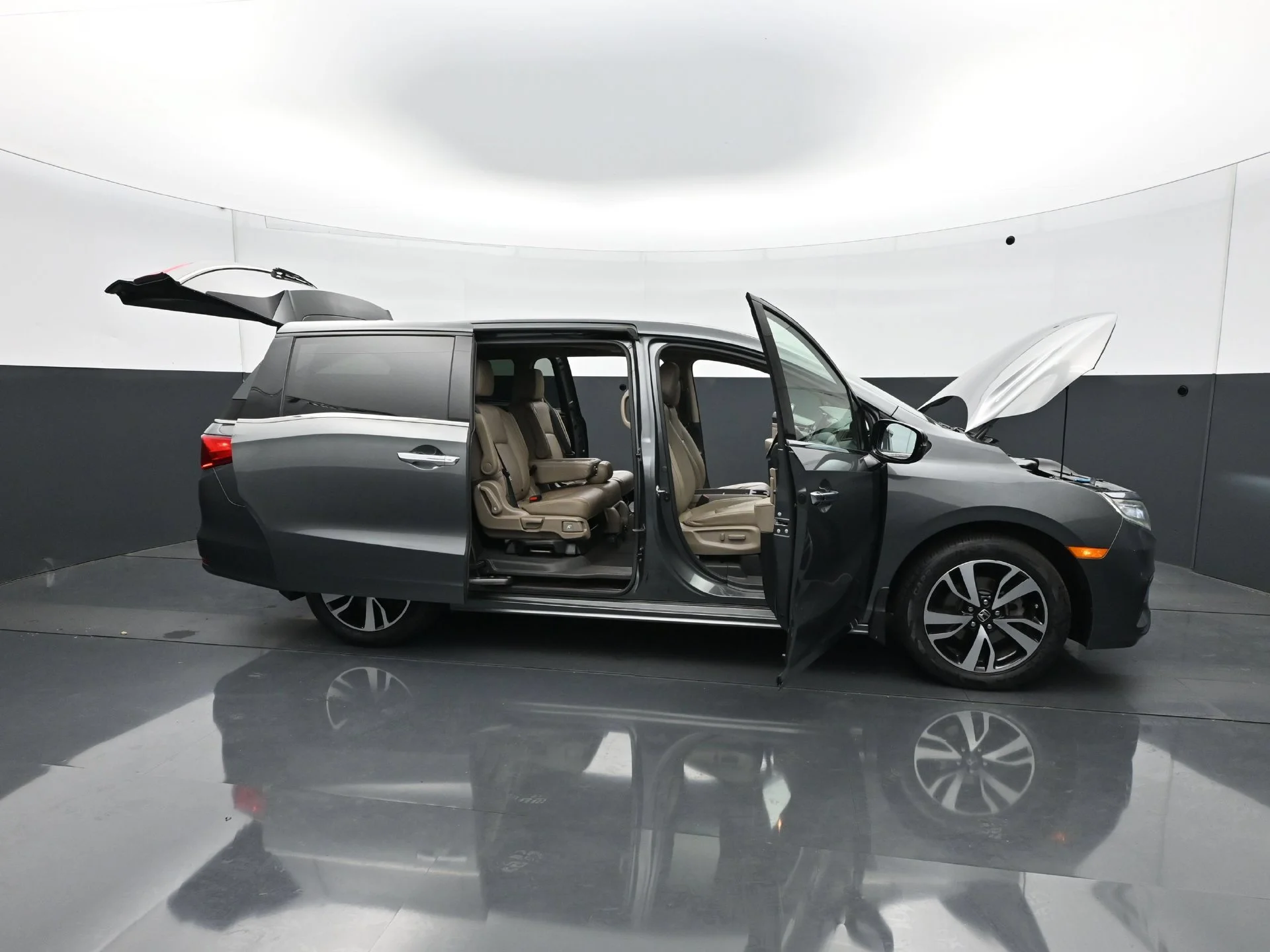 Used 2019 Gray Honda Elite Auto image 39