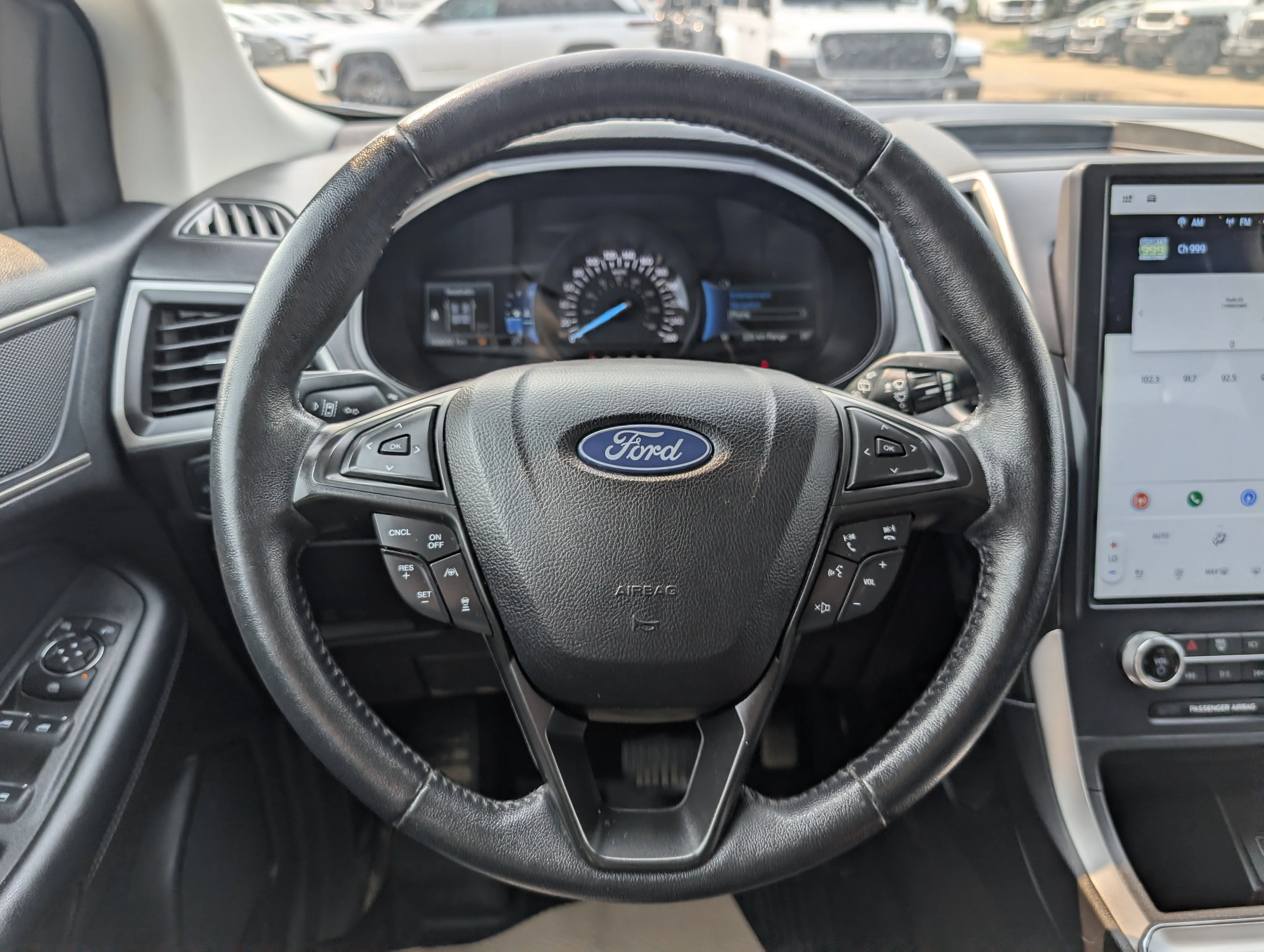 Used 2022 Silver Metallic Ford SEL AWD image 23