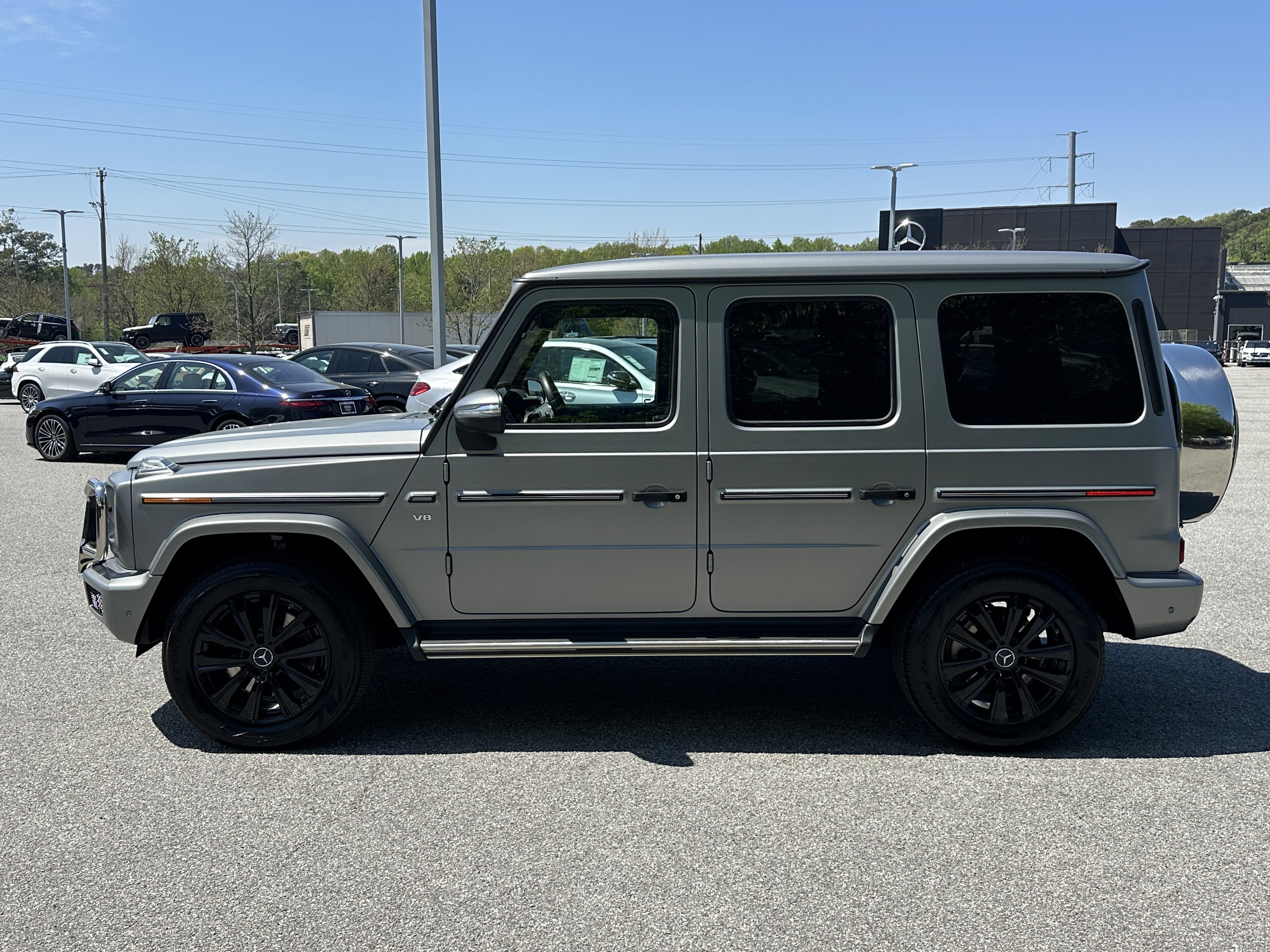 Used 2022 Platinum Magno Mercedes-Benz G 550 image 5