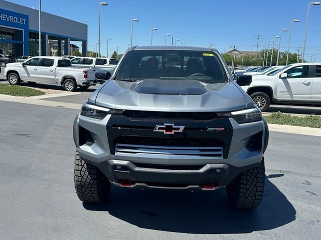 2026 Chevrolet Colorado ZR2 - Photo 10