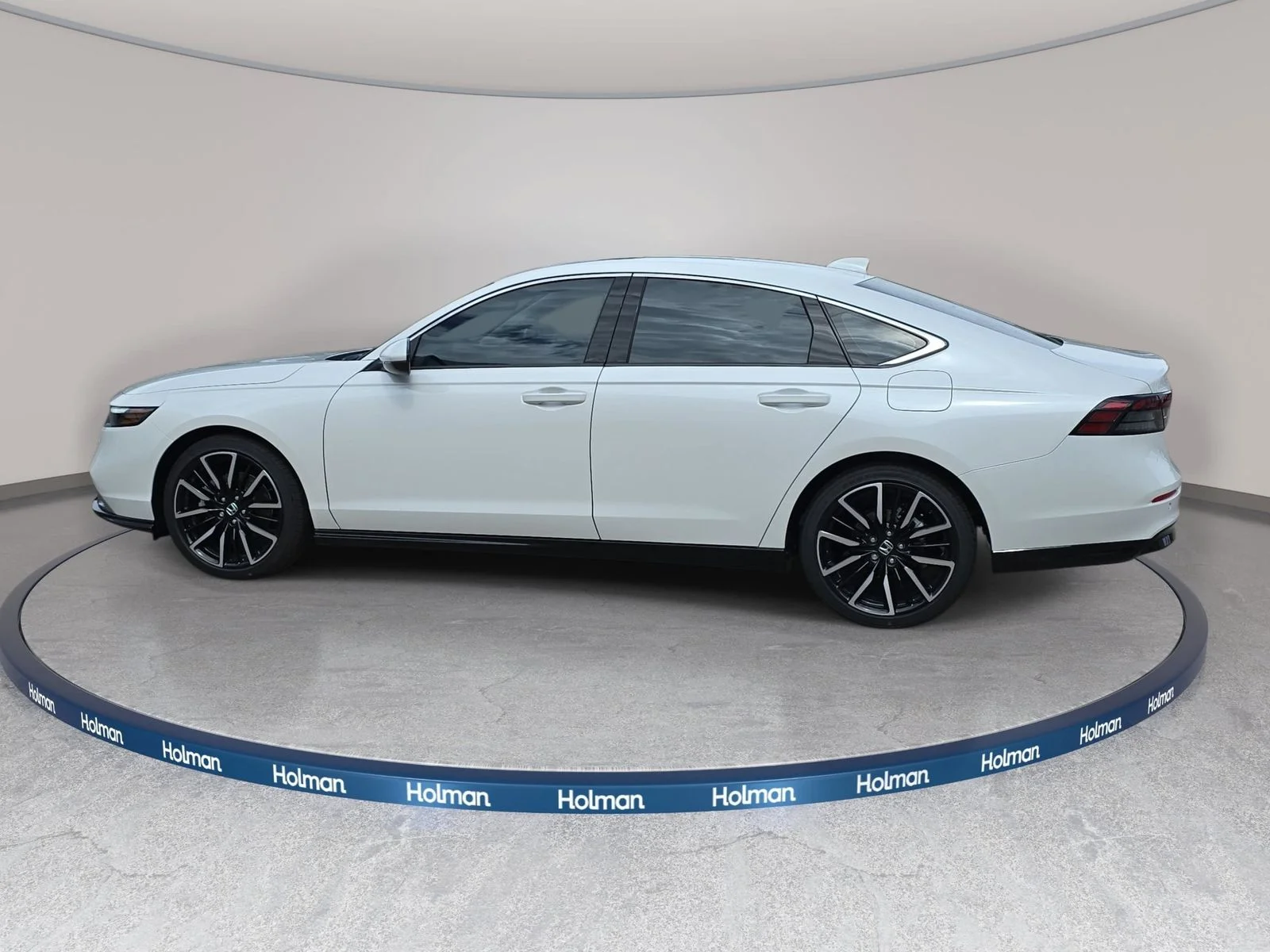 New 2026 Platinum White Pearl Honda Touring image 8
