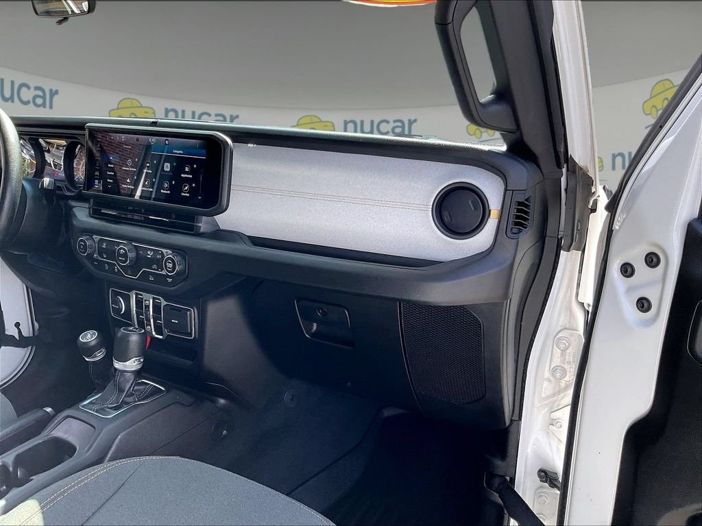 Used 2025 White Jeep Nighthawk image 13
