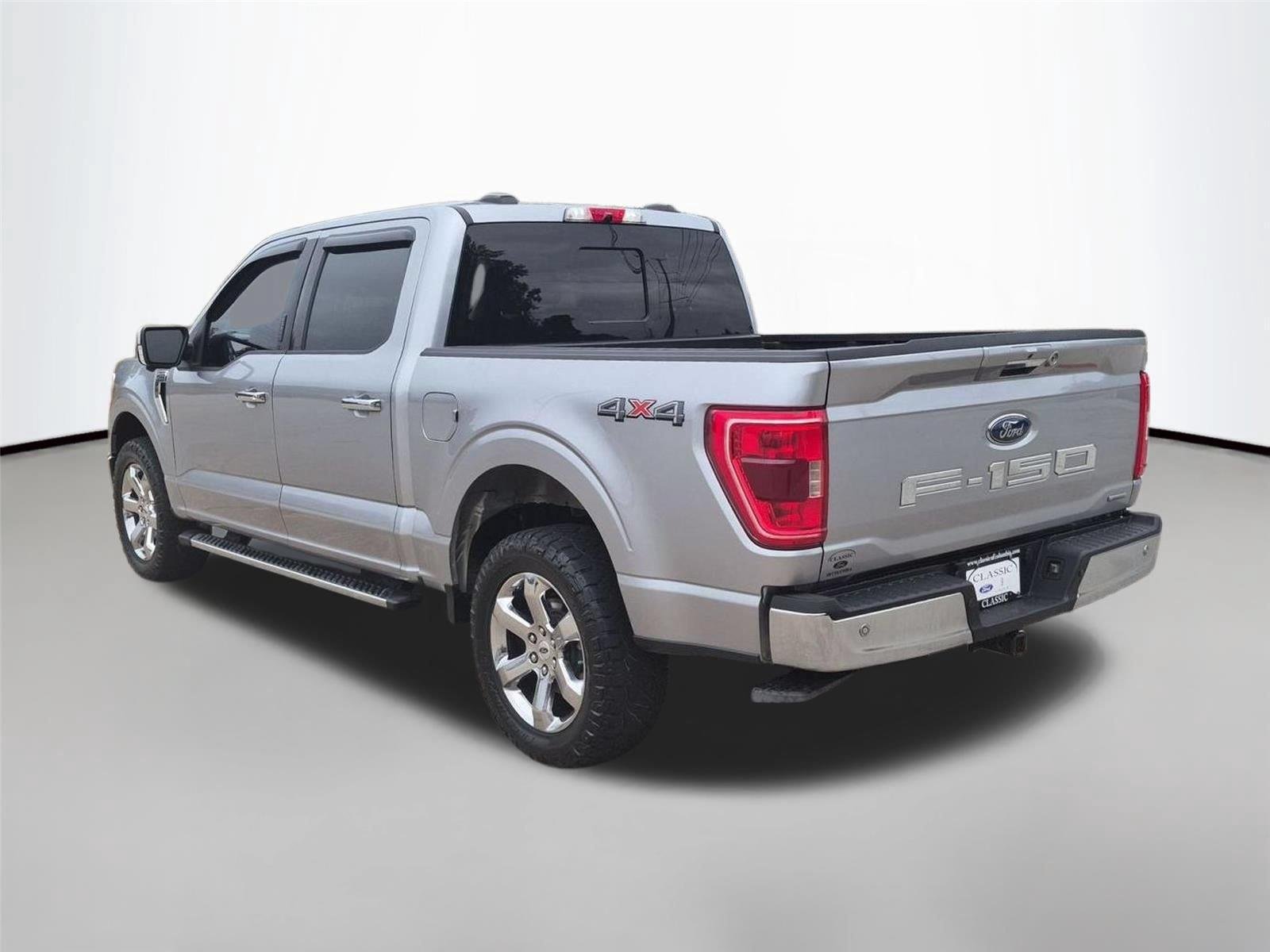 Used 2021 Iconic Silver Metallic Ford XLT image 3