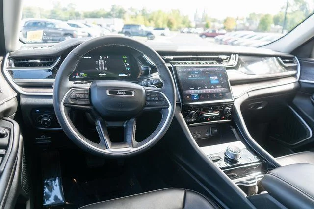 Used 2023 White Jeep 4xe image 14