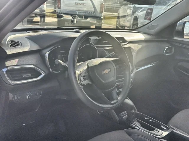 2023 Chevrolet TrailBlazer LT - Photo 10