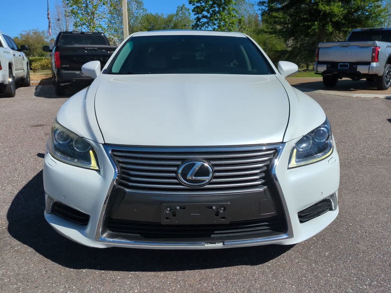 2014 Lexus LS Base - Photo 9