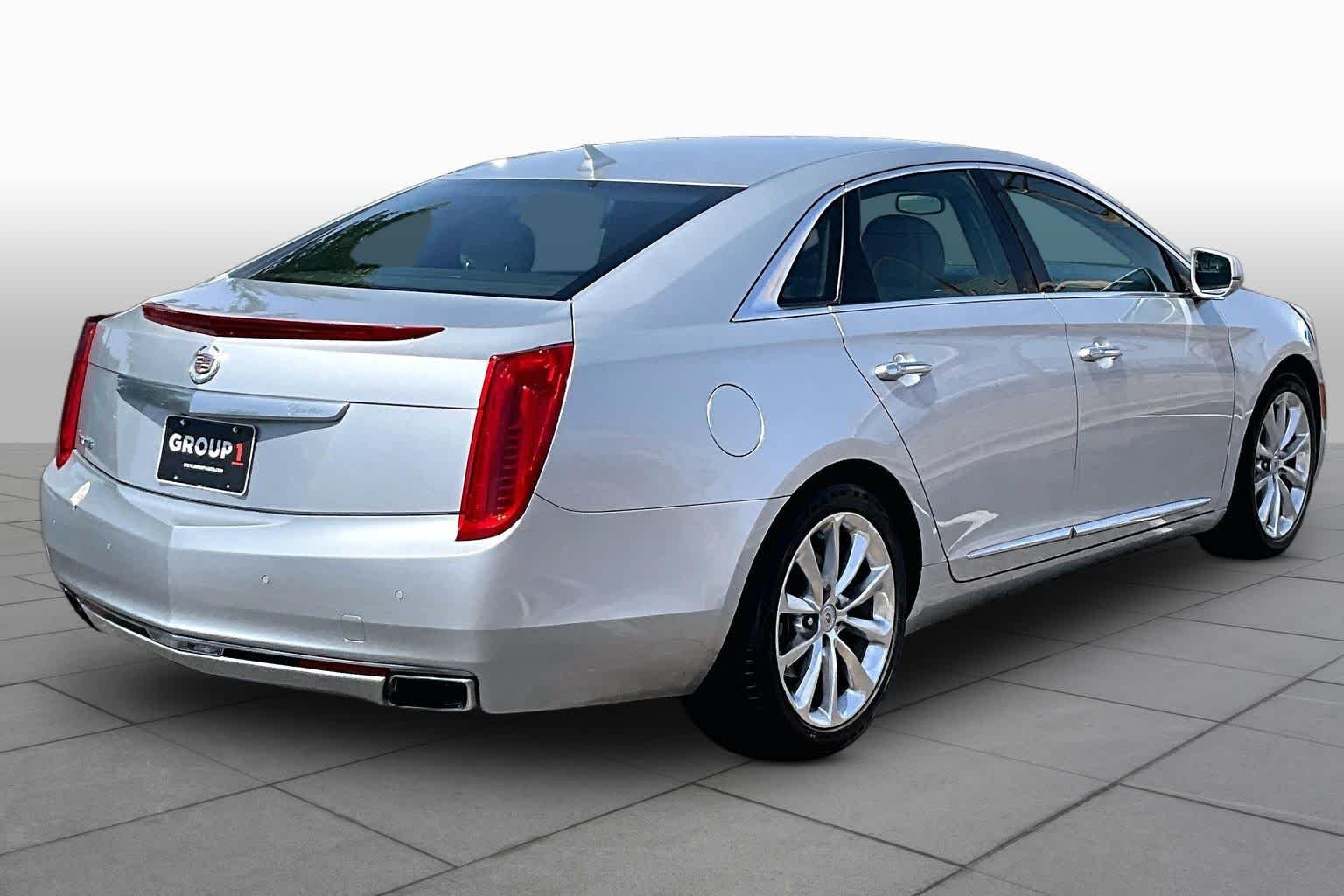 Used 2013 Radiant Silver Metallic Cadillac Premium image 12