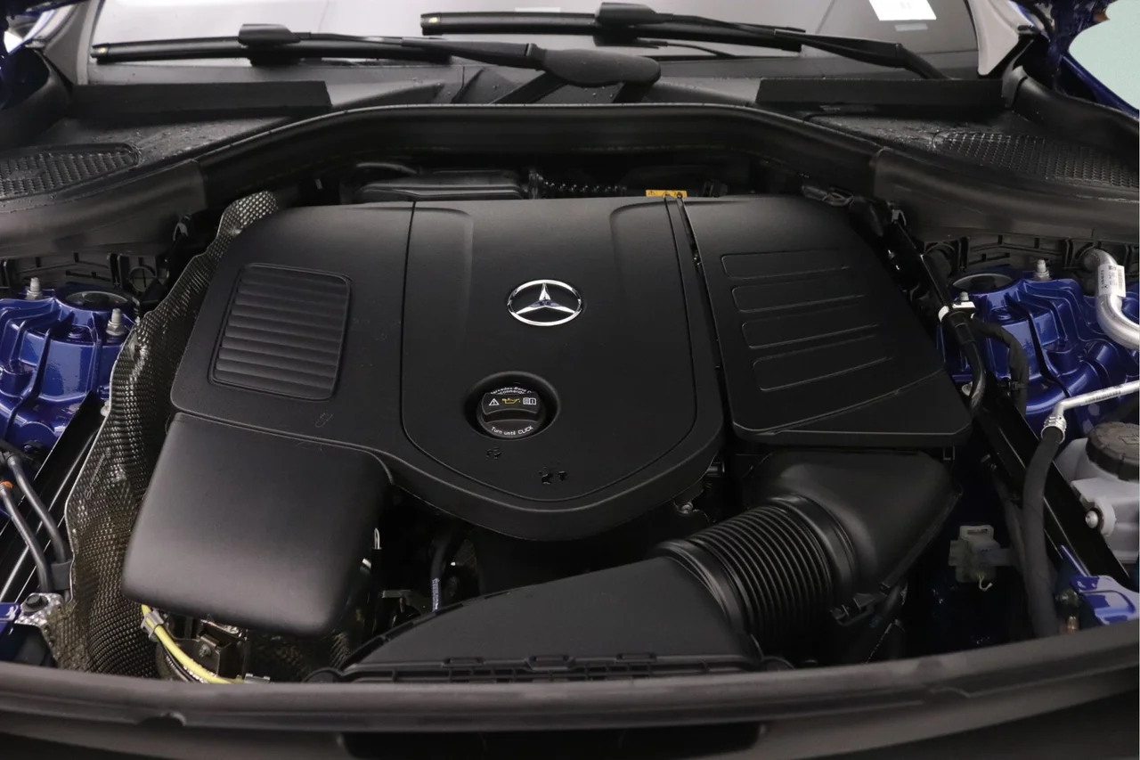 New 2026 Starling Blue Metallic Mercedes-Benz 300 image 9