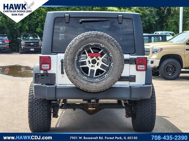Used 2017 White Jeep Unlimited Rubicon image 5