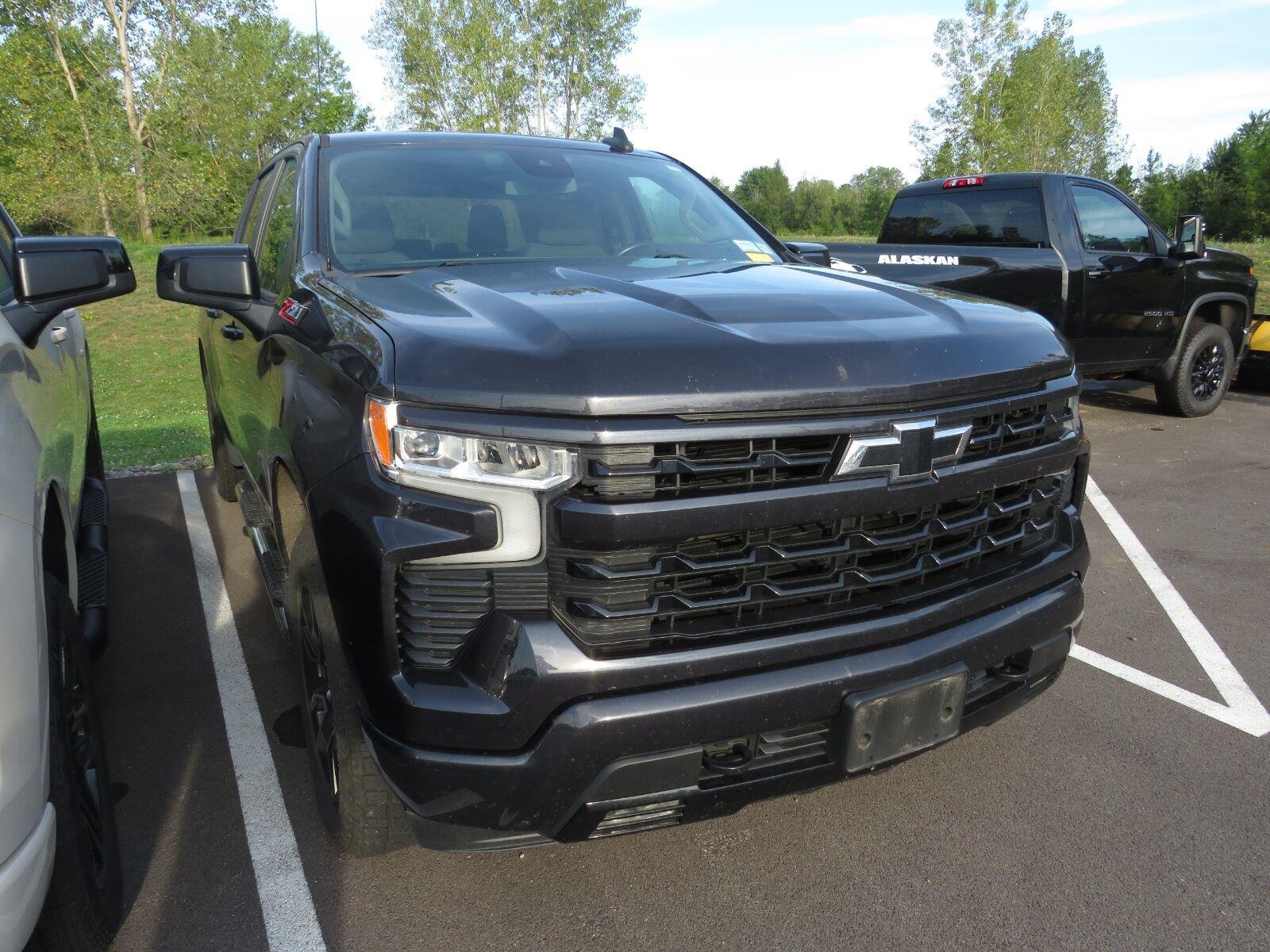 Used 2022 Dark Ash Metallic Chevrolet RST image 2