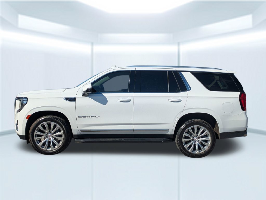 Used 2022 White GMC Denali image 2