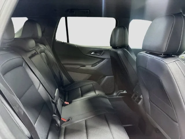 2027 Chevrolet Equinox LT - Photo 23
