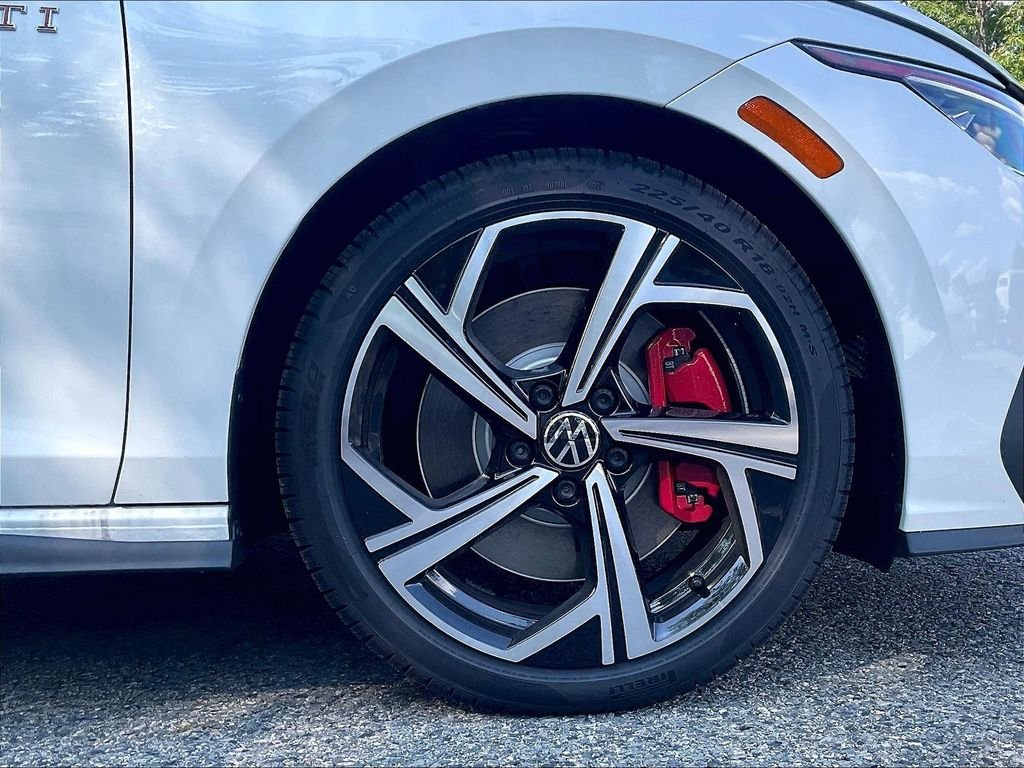 New 2026 White/off-white Volkswagen 2.0T SE image 8