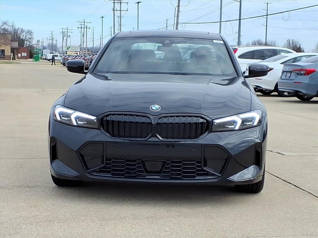 New 2026 Black Sapphire Metallic BMW 330i xDrive image 15
