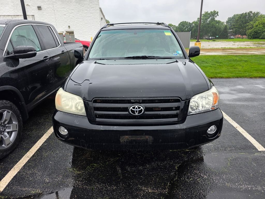 Used 2004 Gray Toyota V6 image 1