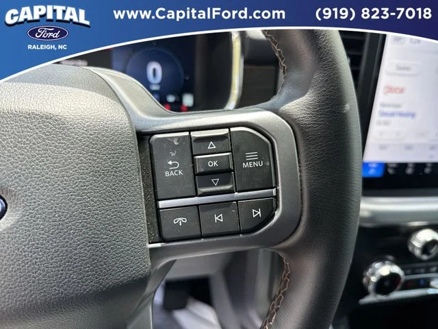 Used 2025 White Ford Lariat image 23