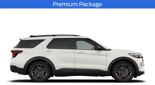 New 2026 Star White Metallic Tri-Coat Ford ST-Line image 5