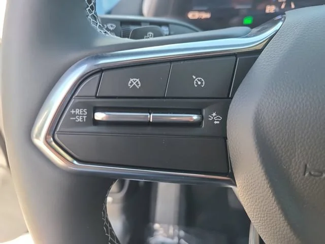 New 2026 Summit White Chevrolet LT image 22