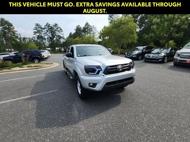 Used 2013 Silver Toyota Base image 3
