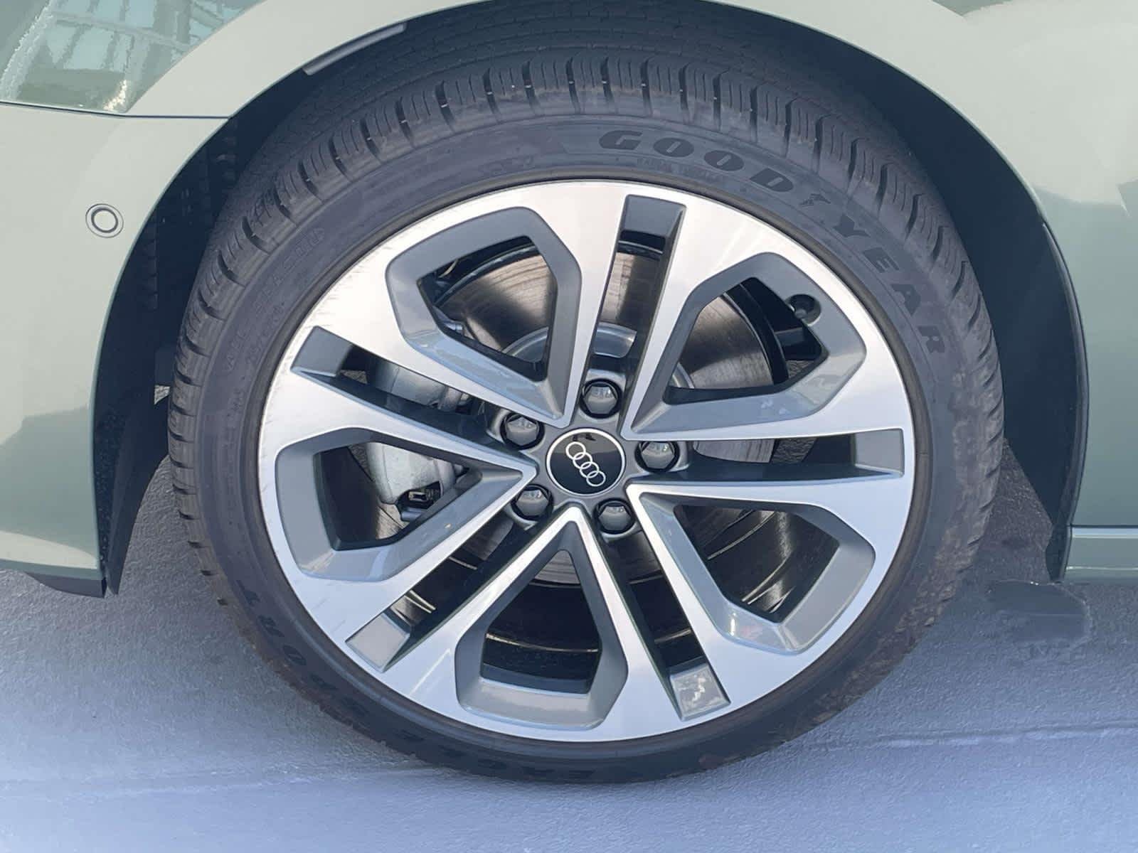 New 2026 M4M4/Green Audi Premium Plus image 14