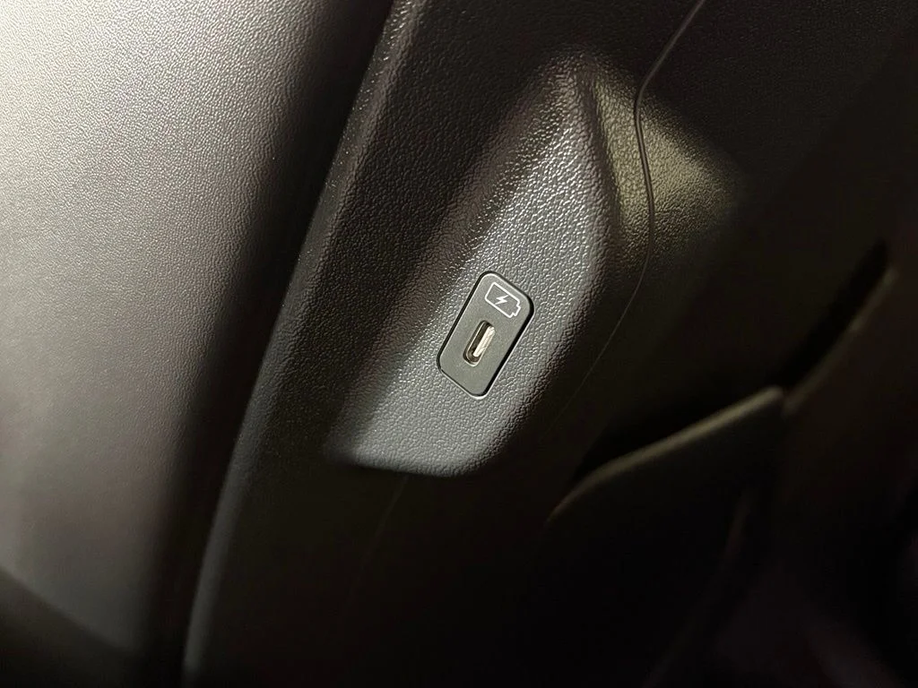 New 2026 Interstellar Gray Kia WIND image 35