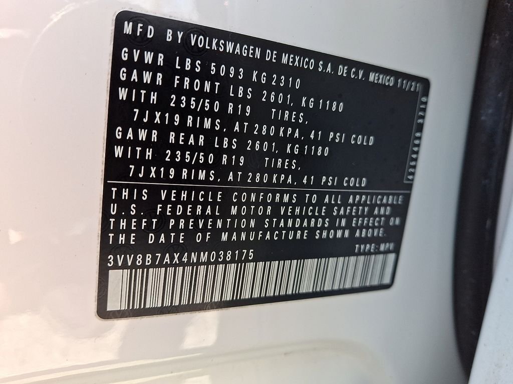 Used 2022 White/off-white Volkswagen 2.0T SE R-Line Black image 27