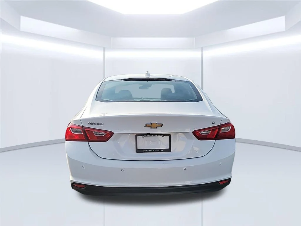Used 2024 White Chevrolet LT image 5
