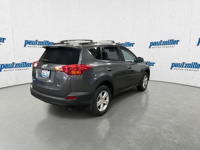 Used 2013 Gray Toyota XLE image 10