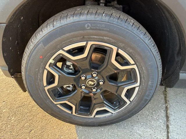 New 2026 Carbonized Gray Metallic Ford Outer Banks® image 15