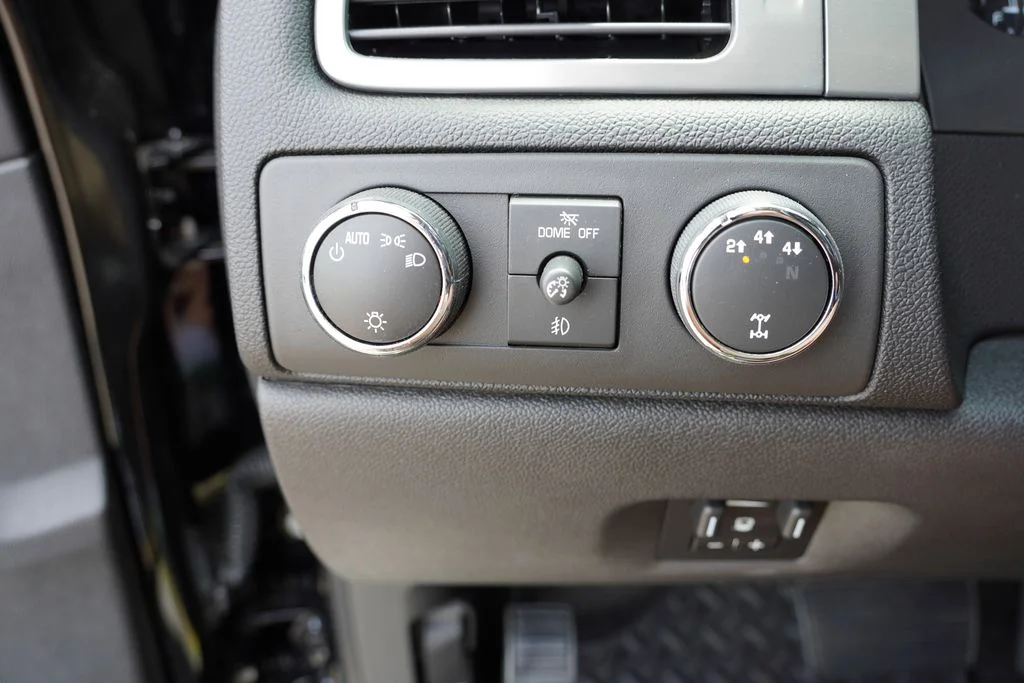 Used 2012 Black Chevrolet LTZ image 31