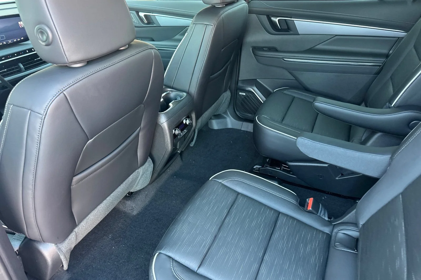 2026 Buick Enclave Sport Touring - Photo 9